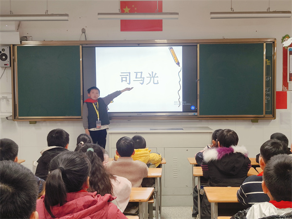 1a0cebc08ef640ca8d1086ebb5ca5ec2.jpg