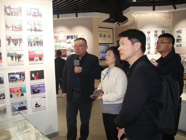 fc28bb54f73d42c9b3afa36ebbe85cb8.jpg fc28bb54f73d42c9b3afa36ebbe85cb8.jpg