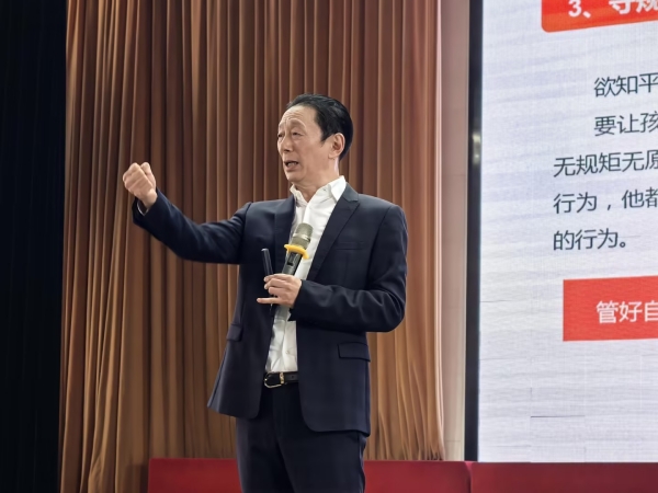 c8db883225054a84a80eefe69be79d41.jpg c8db883225054a84a80eefe69be79d41.jpg