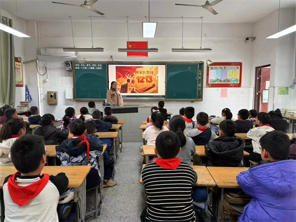 92eb5192513245b4966c28e89a15b87a.jpg 92eb5192513245b4966c28e89a15b87a.jpg